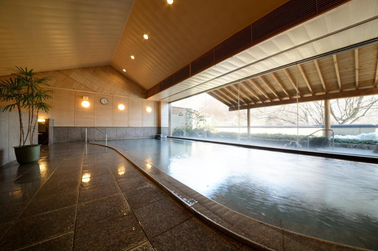 Готель Iizaka Onsen Surikamitei Ohtori Фукусіма Екстер'єр фото