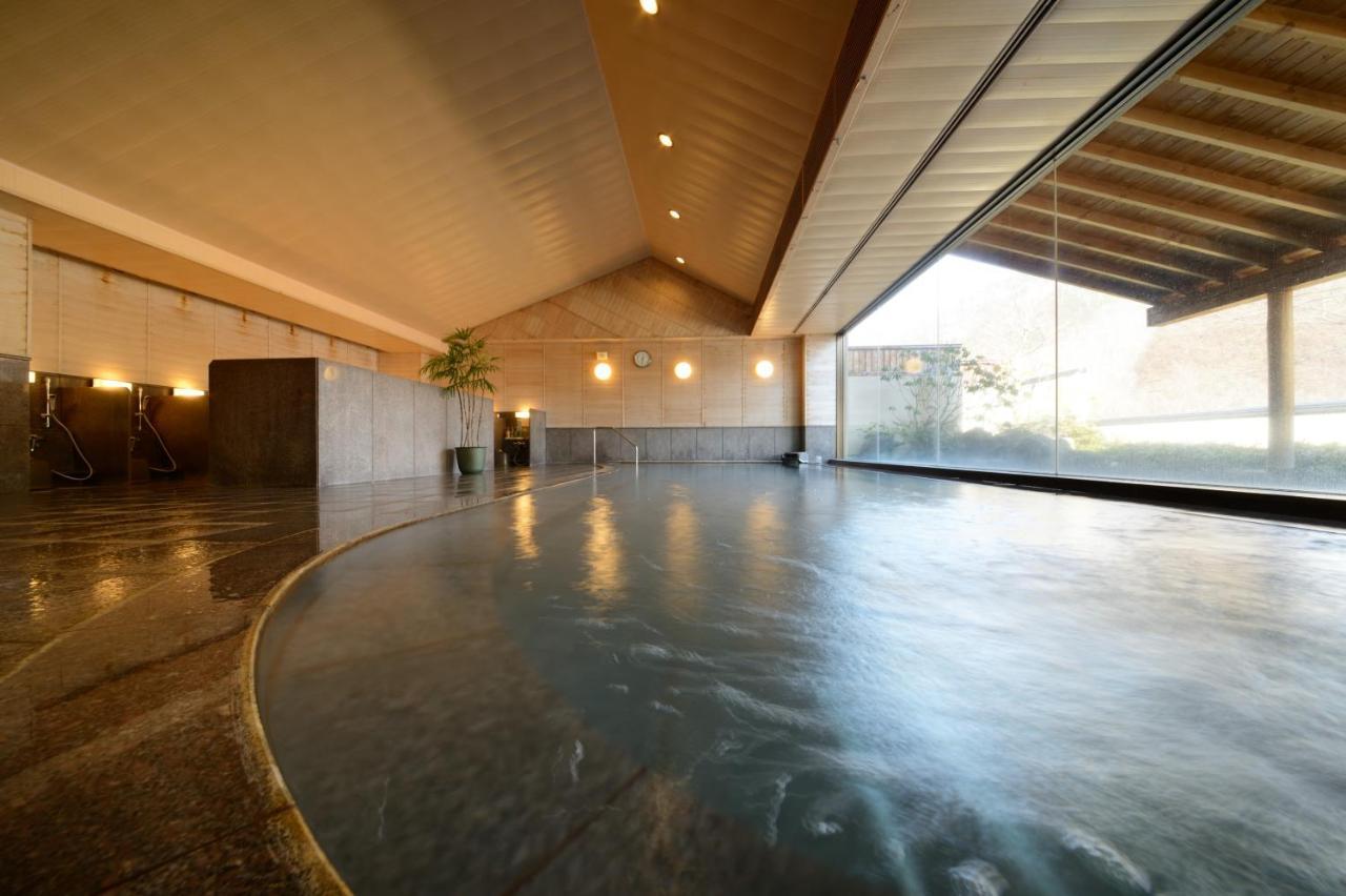 Готель Iizaka Onsen Surikamitei Ohtori Фукусіма Екстер'єр фото